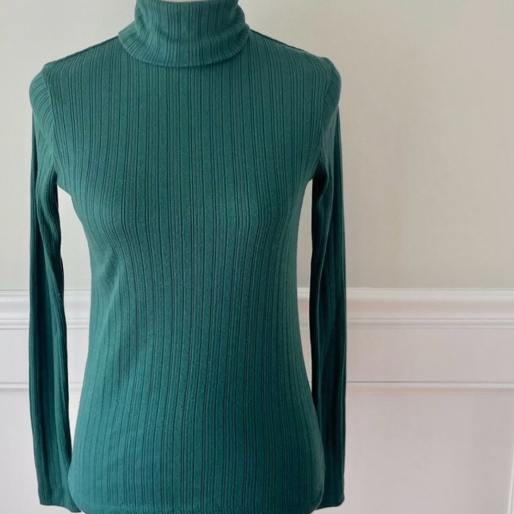 J. Crew Green Ribbed Turtleneck Top lightweight Sweater